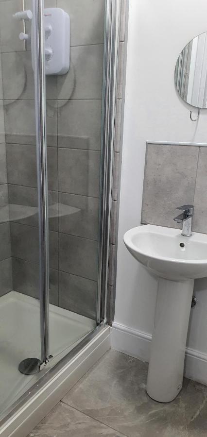 Coventry Elite House Aparthotel ภายนอก รูปภาพ