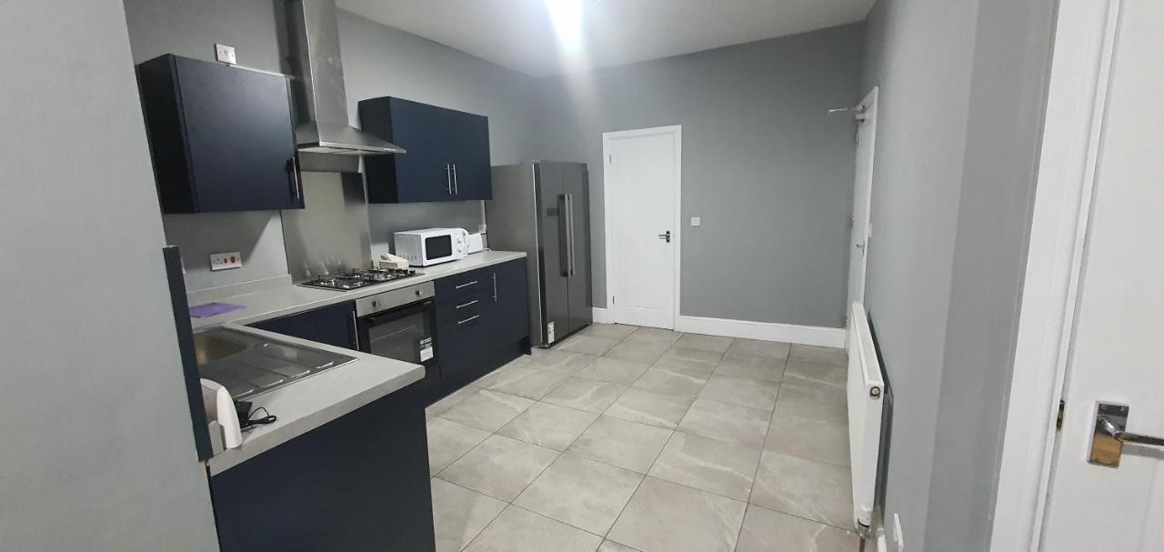 Coventry Elite House Aparthotel ภายนอก รูปภาพ