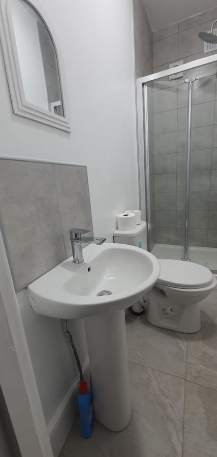 Coventry Elite House Aparthotel ภายนอก รูปภาพ