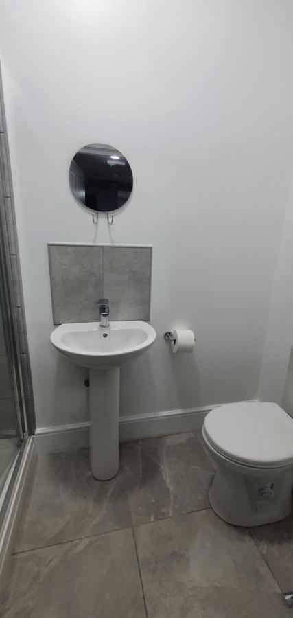 Coventry Elite House Aparthotel ภายนอก รูปภาพ