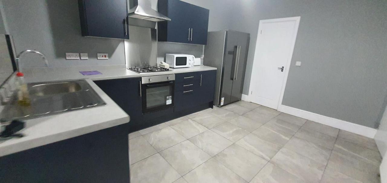 Coventry Elite House Aparthotel ภายนอก รูปภาพ