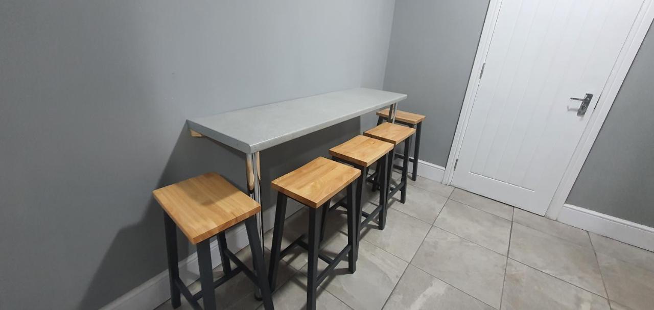 Coventry Elite House Aparthotel ภายนอก รูปภาพ